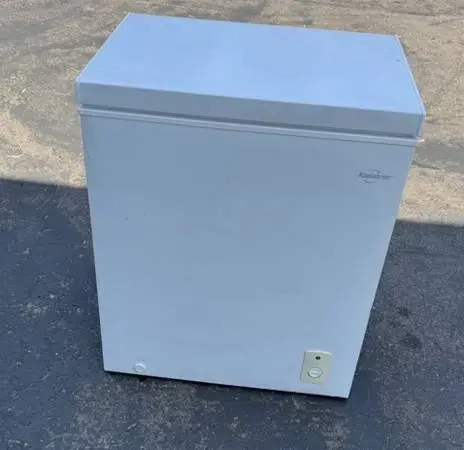 Koolatron Deep chest freezer (free local delivery)