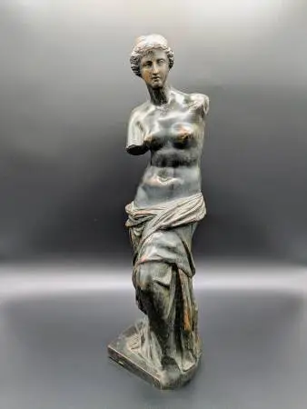 Grand Tour French Bronze Statue: Venus de Milo (C. Late 19th Century)
