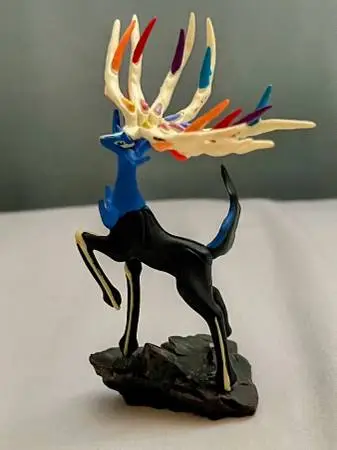 Pokemon Xerneas Tomy Authentic Pokémon Figure 3 3/4 2013
