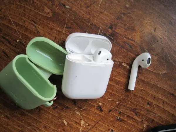 Airpod 2nd Gen Replacement Right Ear