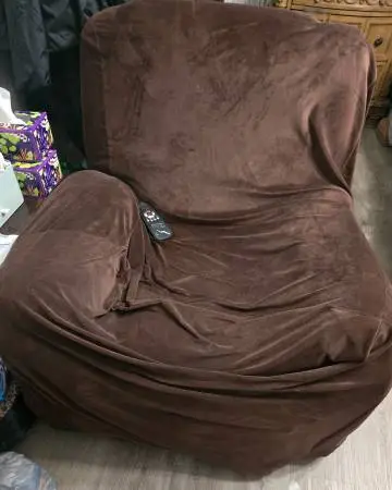 Massage recliner