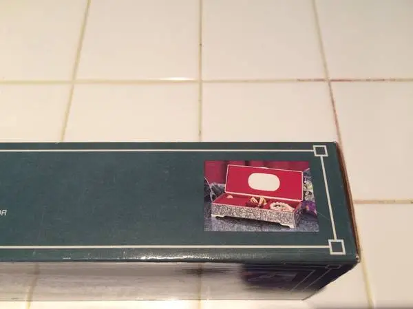 Victorian Antique Style Silver Plated Embossed Jewelry Box (1994)–NEW