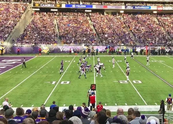 Miami Dolphins at MN Vikings 2, 3, 4, 5 or 7 seats lower Section 132