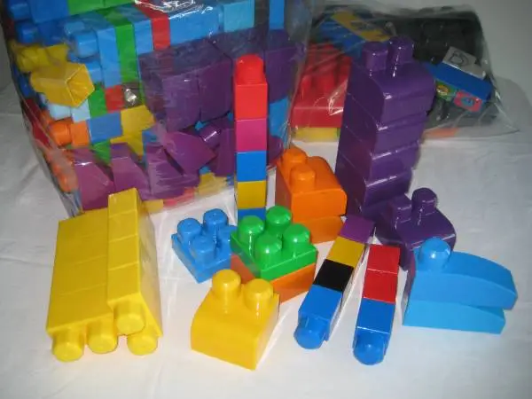 Mega Bloks Building Set - Excellent Condition! Great Toy!