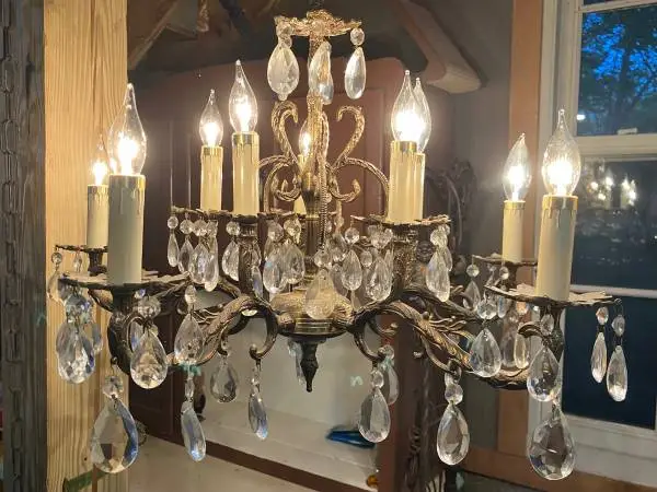 Chandelier