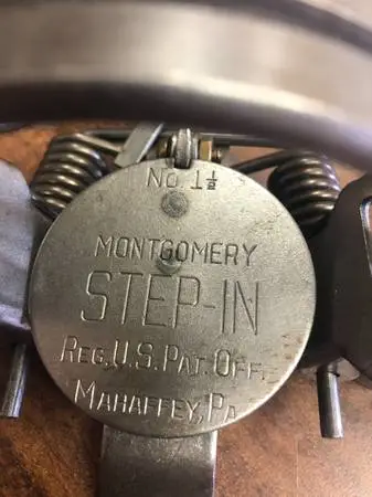 VINTAGE MISC. TRAPS