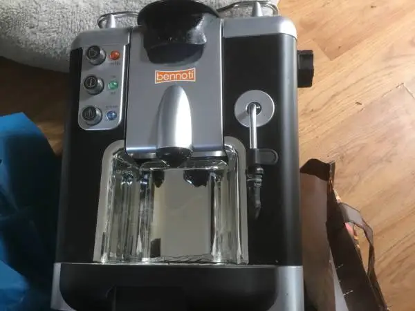 Bennoti espresso machine