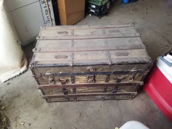 old steamer trunk