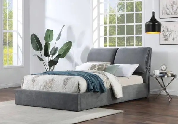 New queen bed with and Queen mattress combo