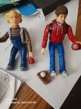 Gertie and Elliott Figures From E T