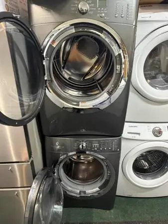 Washer & Dryer set made by Electrolux