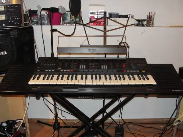 Yamaha  synthesizer/workstation