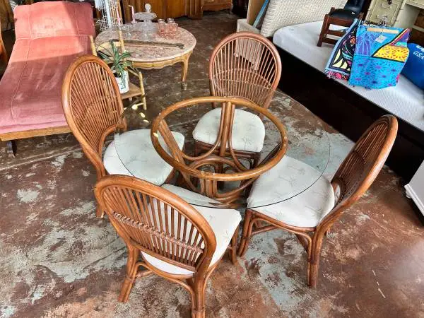 Variety of furniture *Delivery Available*