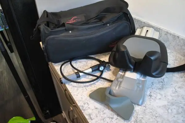 ComforTrac neck  Home cervical traction device w/ case tested