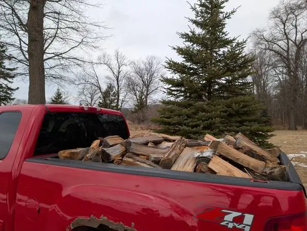 Dry Oak, Maple and Birch Firewood