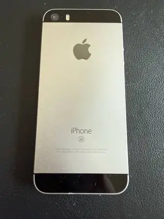 iPhone SE 1st 16GB
