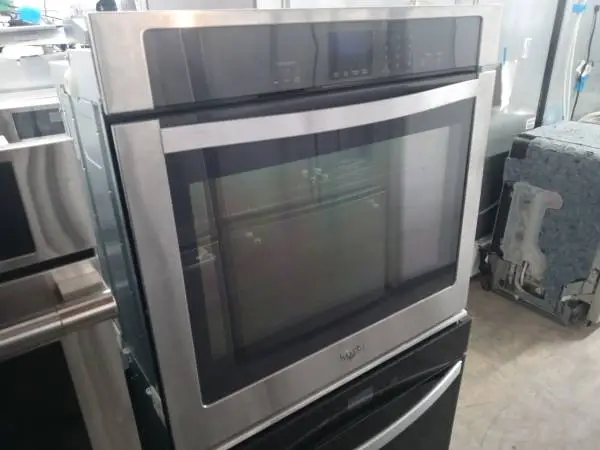★Whirlpool 30 stainless steel single wall oven
