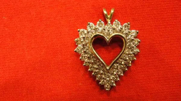 Gold & Diamond Heart Pendant