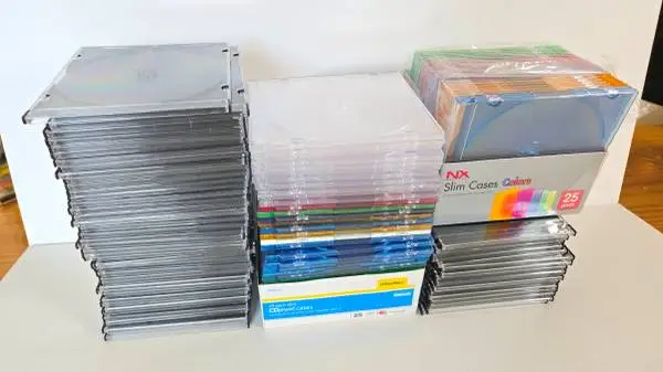 Huge Lot of 117 SLIM CD Jewel Cases CD Holders