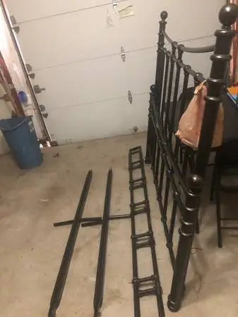 Queen size Headboard/Footboard