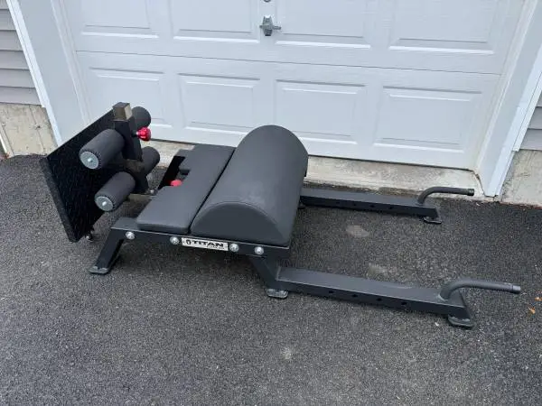 Titan Fitness floor, GHD, Nordic, sit up, hip thrust machine