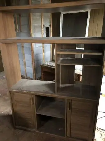 Entertainment center