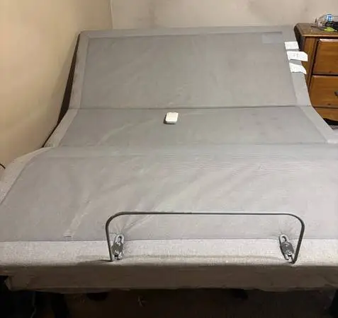 Adjustable queen bed frame