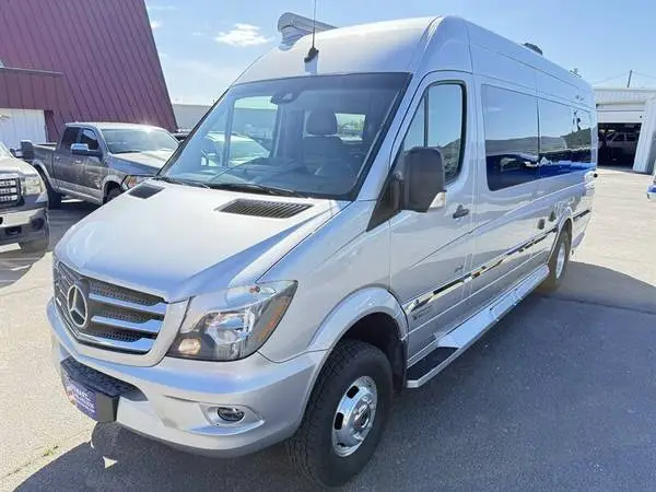 2015 Mercedes-Benz Sprinter 3500XD 4X4 Motor home