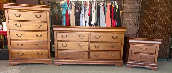 Dresser Set
