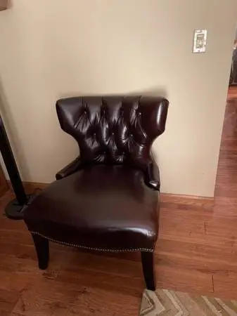 ROOM and BOARD BROWN LEATHER TUFTED CHAIR with NAILHEAD