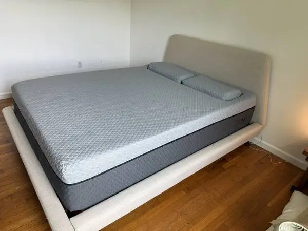 SONU Sleep System Queen Mattress – Always Protected – $1,100 OBO
