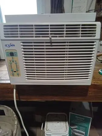 Window air conditioner