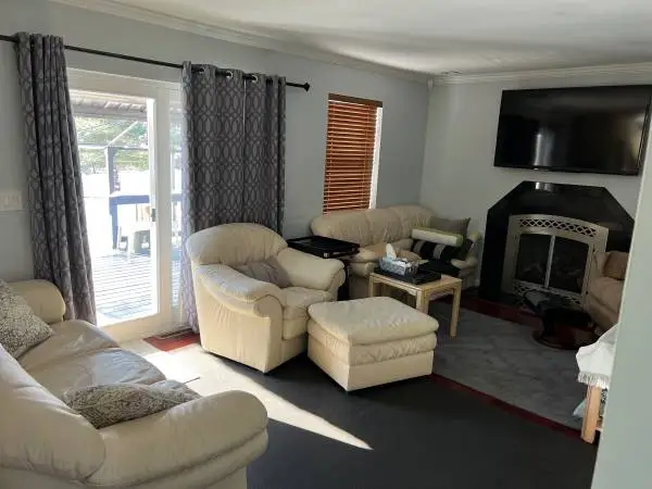 Couch set