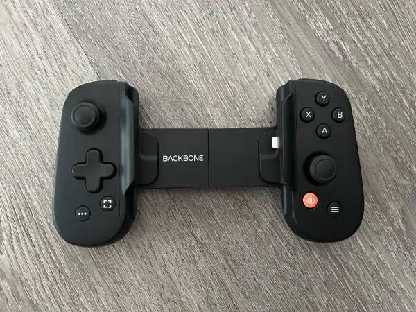 BACKBONE One Mobile Gaming Controller for iPhone (Lightning) - 2nd Gen