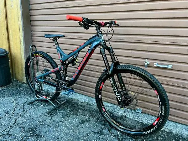 Intense Tracer T275 Size Large