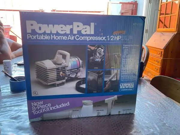 Campbell Hausfeld PowerPal Portable Tankless Air Compressor MT3000 New