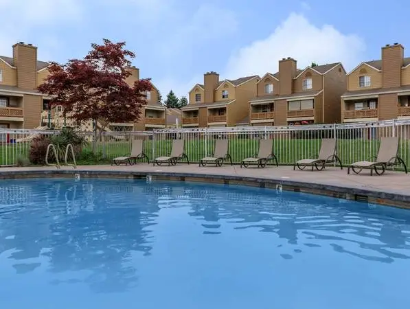 Covered Assigned Parking, WD Set - 1 FREE MONTH NOW | Pets Welcome
