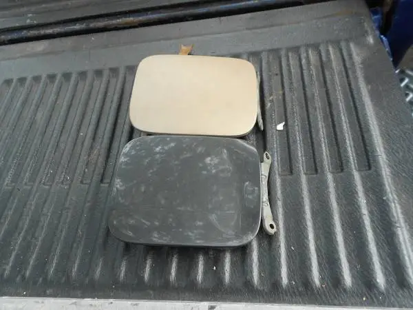 97 thru 01 Camry doors, seats and gas door.