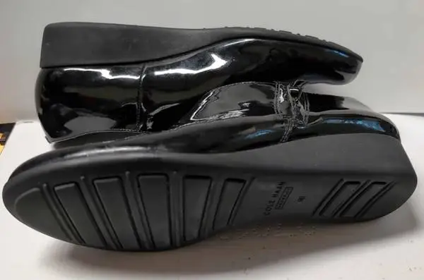 Cole Hahn black Callie water proof patent leather rain shoes bootie 9