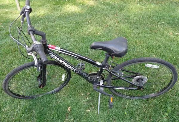 Diamondback Insight 24 is a youth bicycle 24 14 speeds