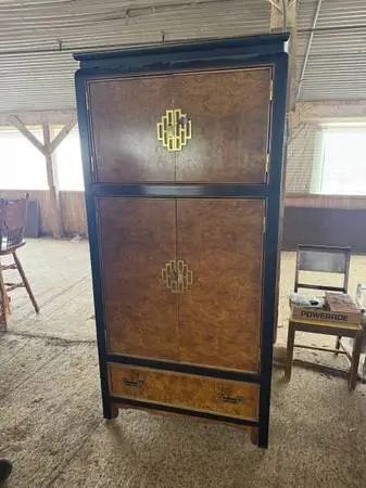 Nice Asian-inspired / Chinoiserie Armoire Solid Wood