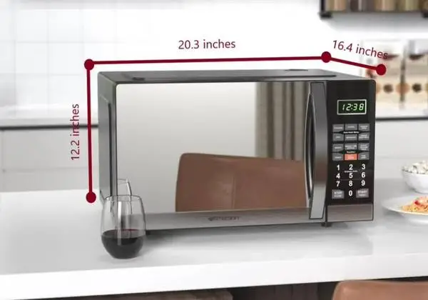 NEW EMERSON MICROWAVE