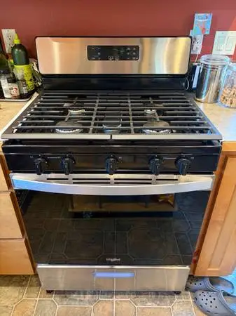 Whirlpool gas range oven