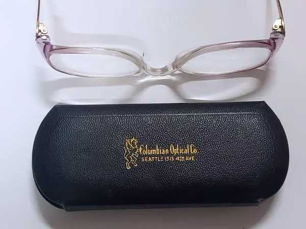 antique reading glasses, original case