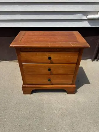 Household Wooden End Table With Drawers