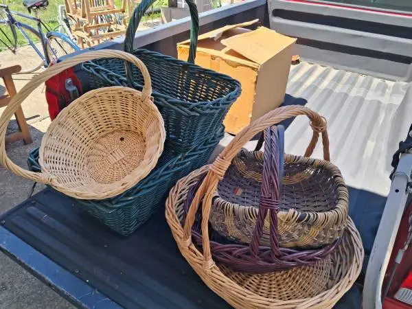 Vintage wicker baskets 6 pcs