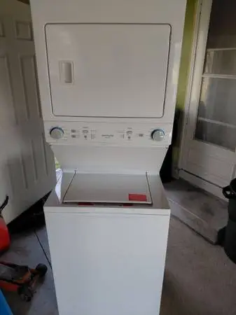 FRIGIDAIRE QUIET PACK LAUNDRY CENTER