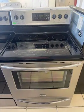 STOVE GLASS TOP STAINLESS STEEL FRIGIDAIRE