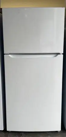 BOUGHT FRIDGE FOR ADU BUT DONT NEED IT ANYMORE!