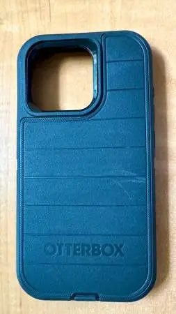OtterBox Defender Series Case for iPhone15 Pro, Black